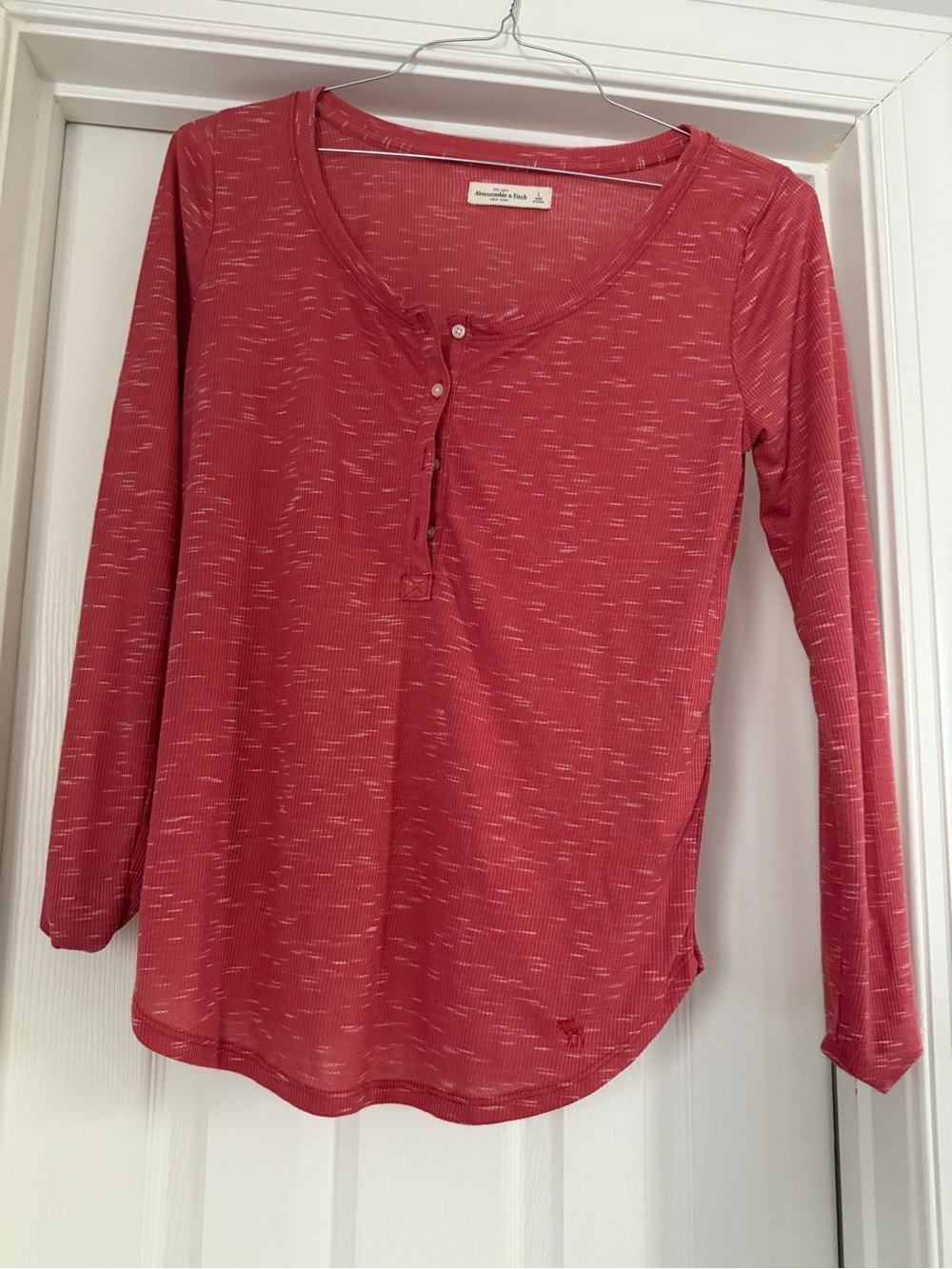 Abercrombie & Fitch Women's Henley Long Sleeve Top. Sz: L